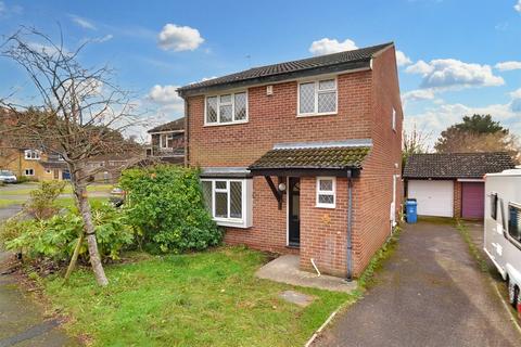 4 bedroom detached house for sale - Canford Heath West