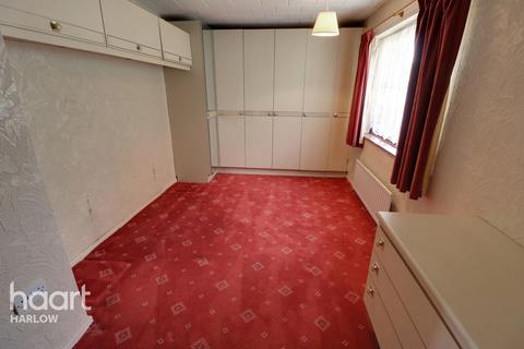 33 Ryecroft, Harlow, CM19 4BG