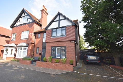 4 bedroom townhouse for sale - The Townhouse, 8 Pen Y Garth Mansions, 2 Stanwell Road, Penarth, CF64 3EA