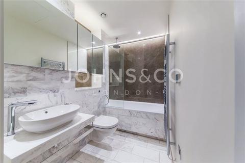 Studio to rent, Charrington Tower, New Providence Wharf, London, E14
