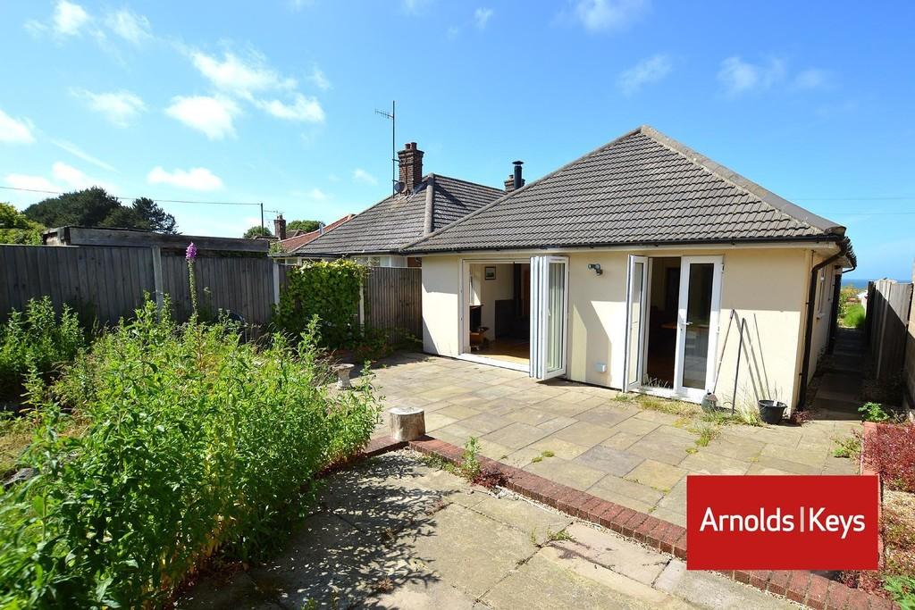 Cromer Road, West Runton 3 bed detached bungalow £375,000