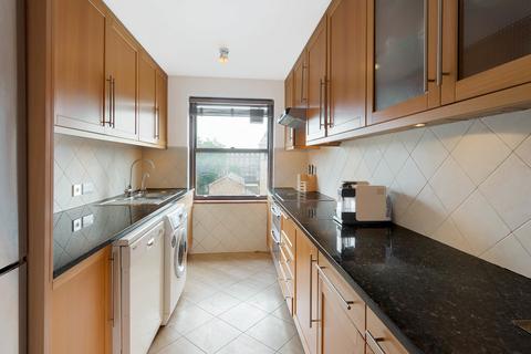 2 bedroom apartment for sale, Kingston House South, Ennismore Gardens SW7