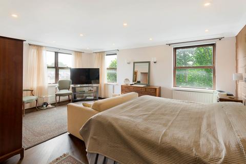 2 bedroom apartment for sale, Kingston House South, Ennismore Gardens SW7