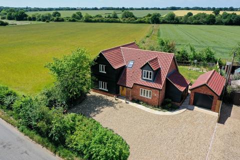 1 Manor Farm Bungalow Diss Road, Tibenham, Norwich, NR16 1QF