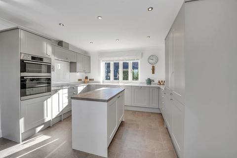 1 Manor Farm Bungalow Diss Road, Tibenham, Norwich, NR16 1QF