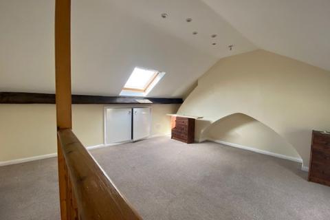 3 bedroom terraced house to rent - Garth Terrace, Clifton