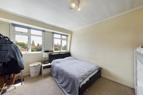 76 Azalea Walk, Pinner, HA5 2EH