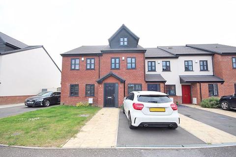 38 Cleefield Drive, Grimsby, DN32 9SA