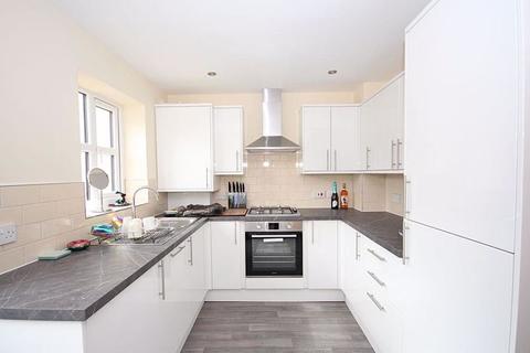 38 Cleefield Drive, Grimsby, DN32 9SA