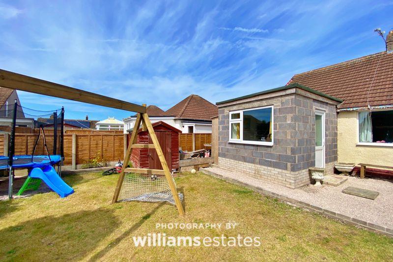 Beverley Drive, Prestatyn 2 bed semidetached bungalow £140,000