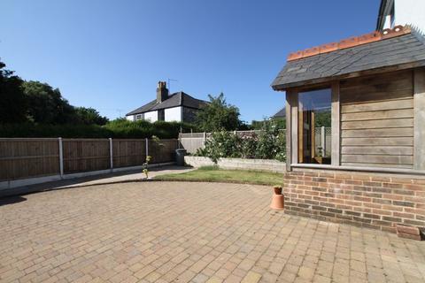 Kilconnor Chapel Lane, St Margarets At Cliffe, Dover, CT15 6BW