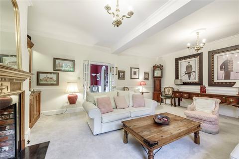 2 bedroom apartment to rent, Barkham Manor, Wokingham, RG41
