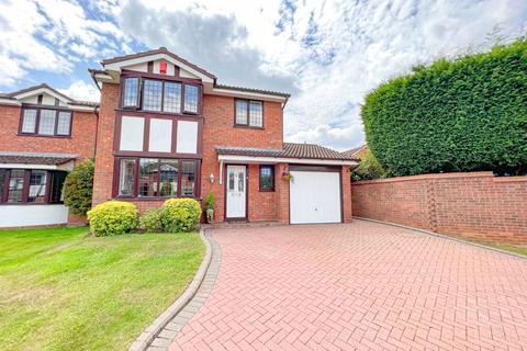 4 bedroom detached house for sale - Chestnut Close, Streetly, Sutton Coldfield, B74 3EF