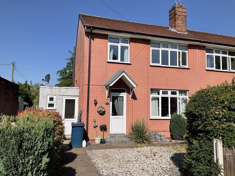 Meadow Road, Barlaston 3 bed semidetached house £170,000