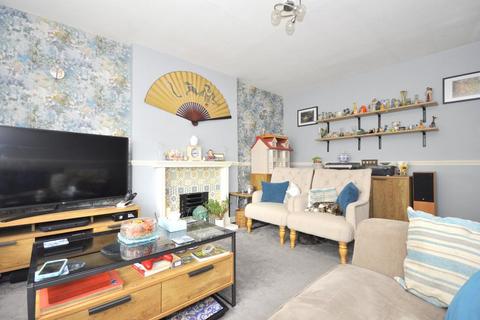 3 bedroom bungalow for sale - Windermere Road, Trowbridge, Wiltshire, BA14 8TE