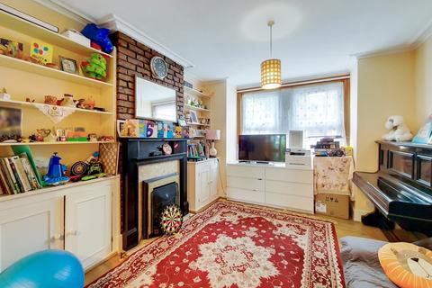 168 Framfield Road, London, W7 1NJ