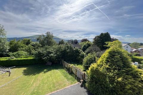 3 bedroom apartment for sale, Chapel Road, Abergavenny, NP7