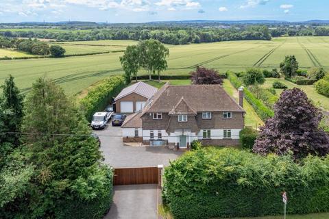 4 bedroom detached house for sale, Framfield Road, Blackboys