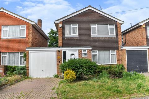 3 bedroom detached house for sale - Kelvedon Close, Chelmsford, CM1