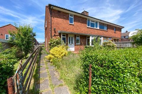 3 bedroom semi-detached house for sale - Lynmouth Close, Biddulph, Staffordshire, ST8 6LS