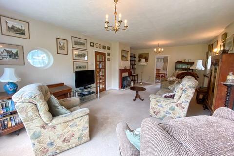 70 Sandbach Road, Congleton, CW12 4LW