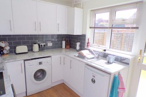39 Charlton Close, Muscliff, Bournemouth, BH9 3PS