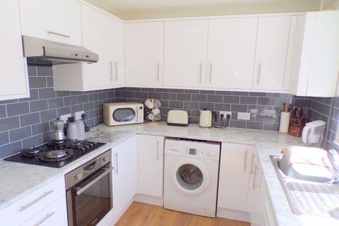 39 Charlton Close, Muscliff, Bournemouth, BH9 3PS