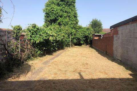 116 Waye Avenue, Hounslow, TW5 9SF