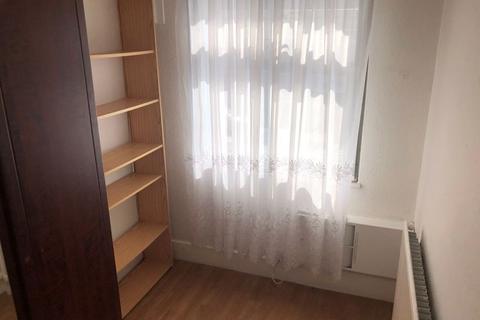 116 Waye Avenue, Hounslow, TW5 9SF