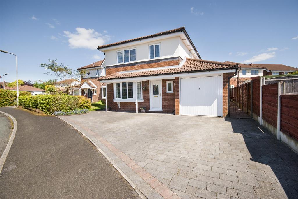 Strathmore Close, Ramsbottom, Bury 4 bed detached house £425,000