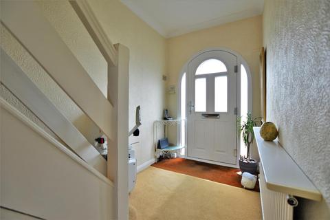 6 Cornwall Avenue, Slough, SL2 1AZ