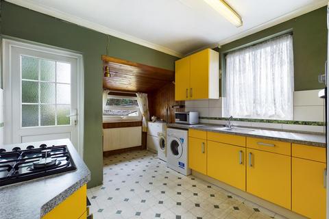 15 Wyncote Way, South Croydon, CR2 8NH