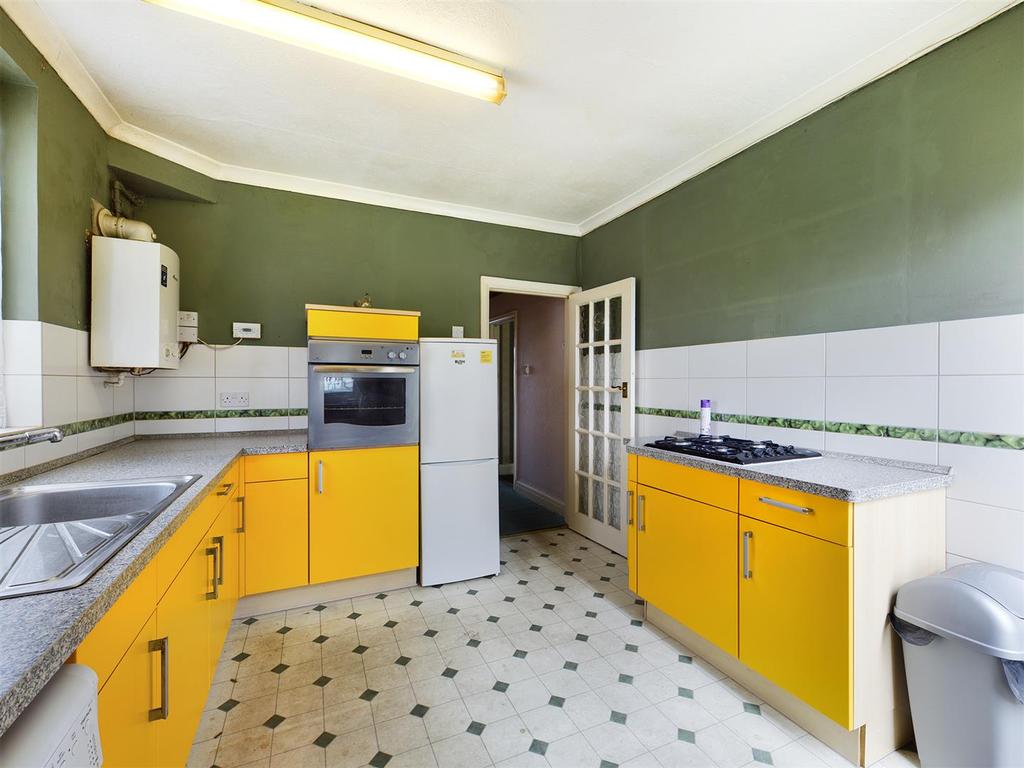 CAM00534 P1-PR0176-STILL03.jpg