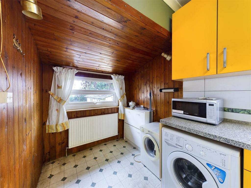 CAM00534 P1-PR0176-STILL04.jpg