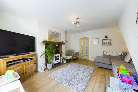 79 Benfieldside Road, Consett, DH8 0SE
