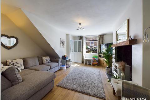 79 Benfieldside Road, Consett, DH8 0SE