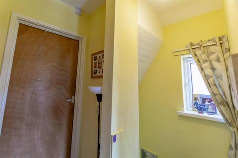 76 Alexandra Crescent, Beeston, Nottingham, NG9 2BQ