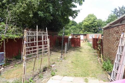 129 Bulstrode Avenue, Hounslow, TW3 3AE