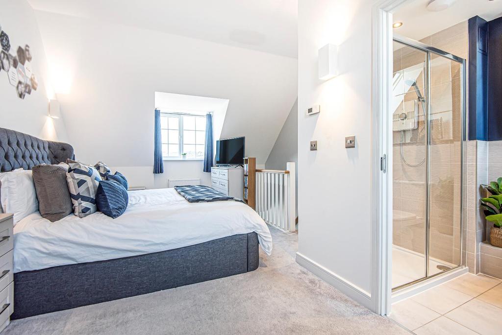 Priincipal bedroom suite
