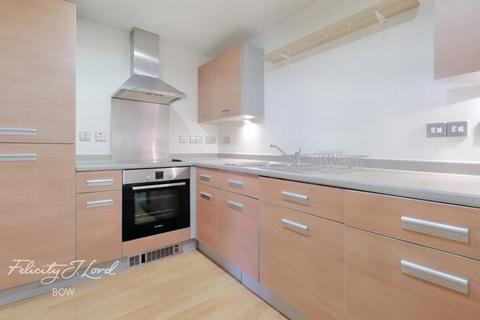 2 bedroom flat to rent, Matilda Gardens, London