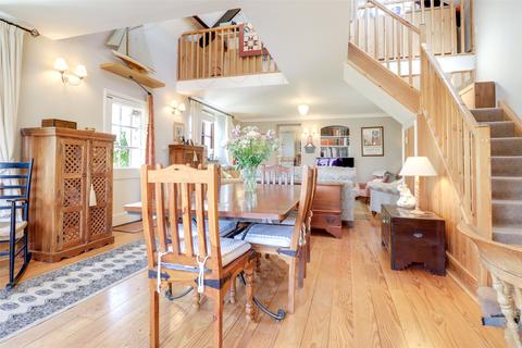 Church House Charles, Brayford, Barnstaple, EX32 7PX
