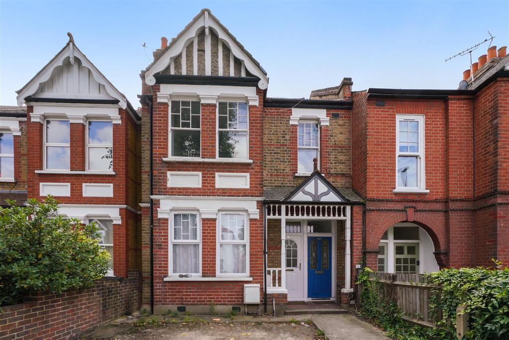 Little Ealing Lane, Ealing 3 bed flat £1,900 pcm (£438 pw)