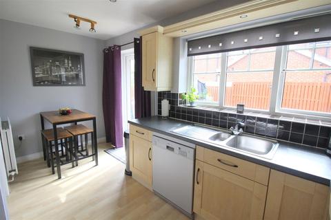 4 bedroom detached house for sale - 11 Falmouth Drive, Darlington