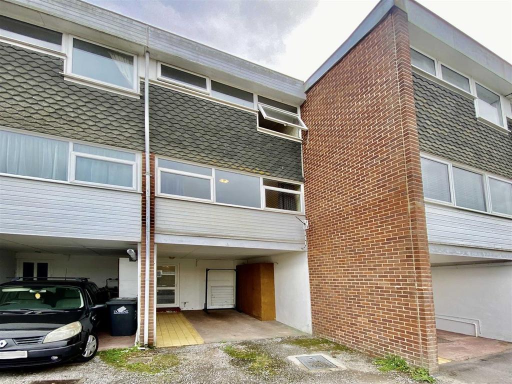 2 Bedroomed Town House