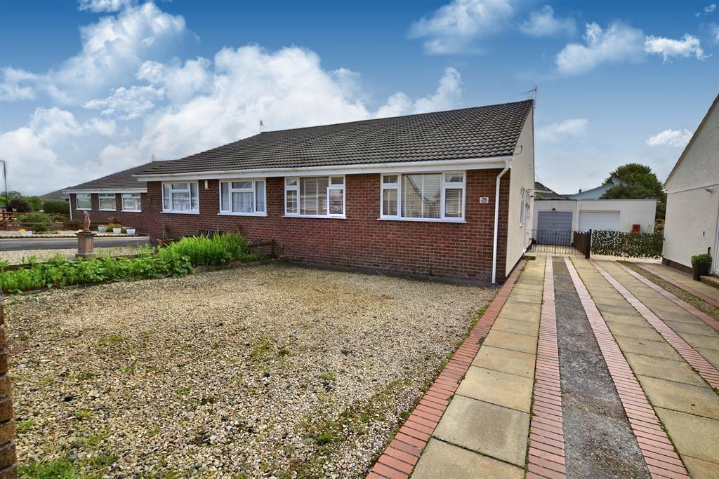 Elsbert Drive, Bristol, BS13 8AL 2 bed semidetached bungalow £350,000