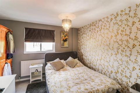 5 Abbotsweld, Harlow, CM18 6TE