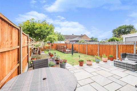 5 Abbotsweld, Harlow, CM18 6TE