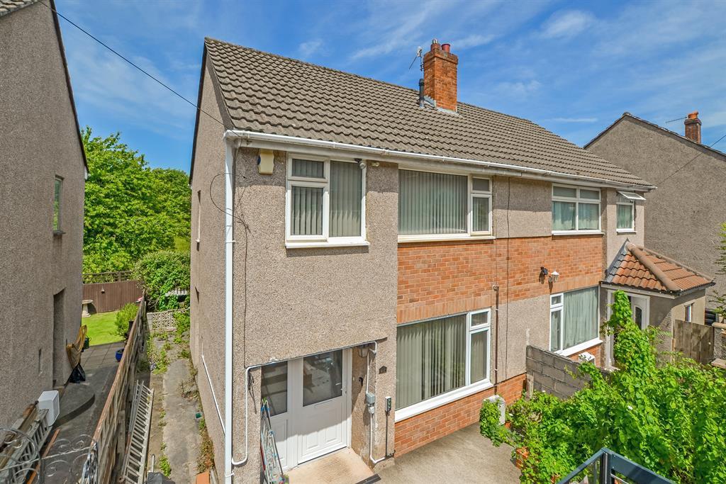 Crantock Avenue, Headley Park, Bristol, BS13 3 bed semidetached house