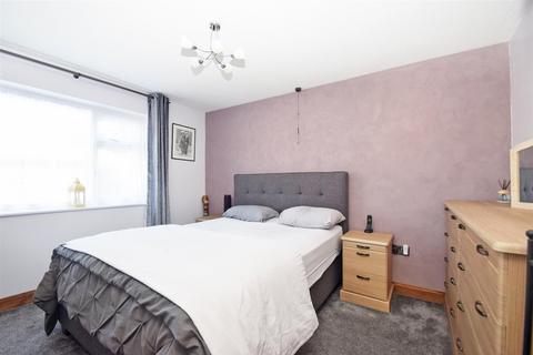 2 bedroom apartment for sale, Didcot Close, Castlefields, Shrewsbury