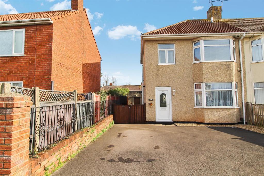 Walsh Avenue, Hengrove, Bristol, BS14 9SL 2 bed flat £189,995
